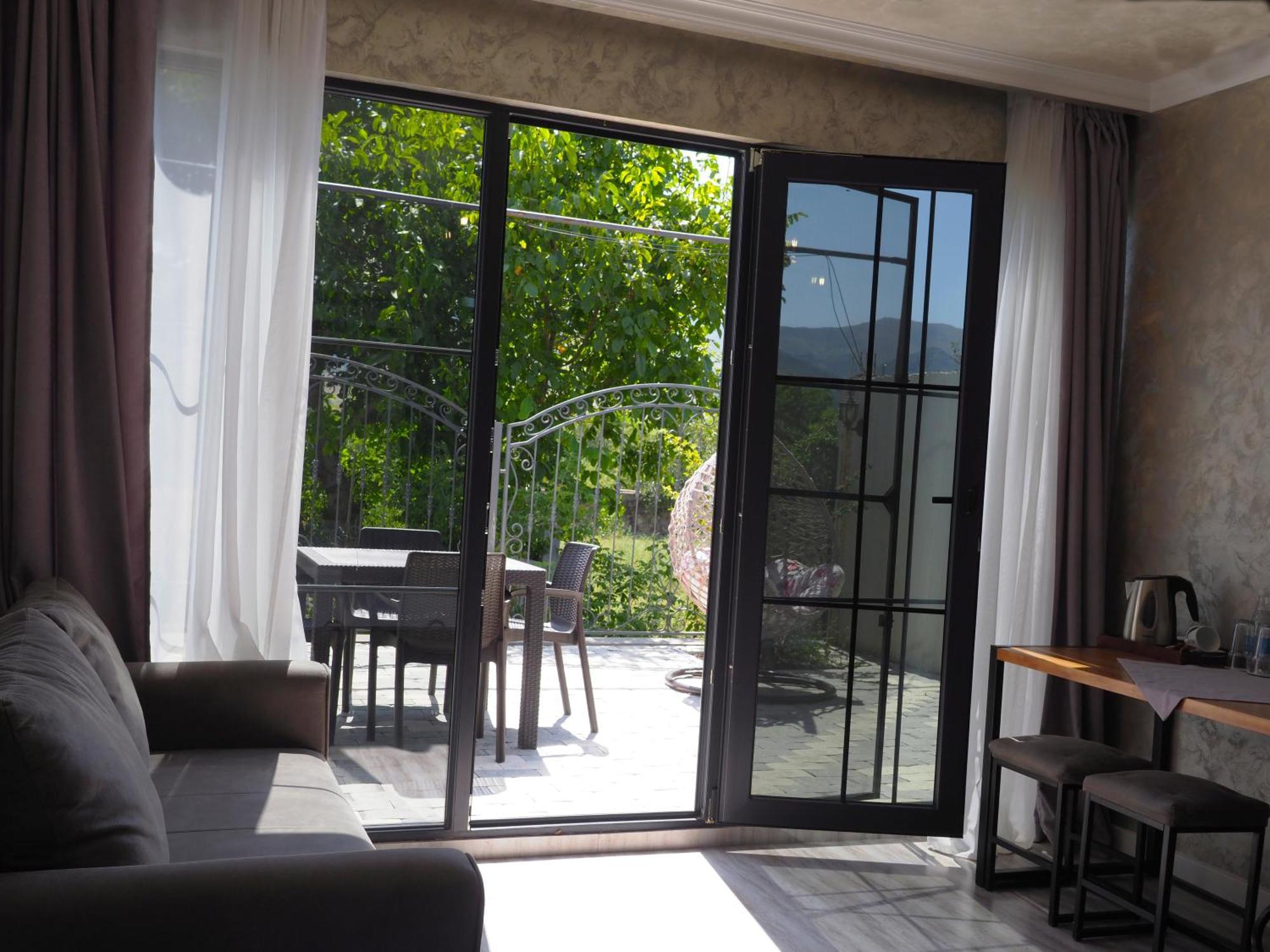 V&V Hotel Gyulagarak 部屋 写真